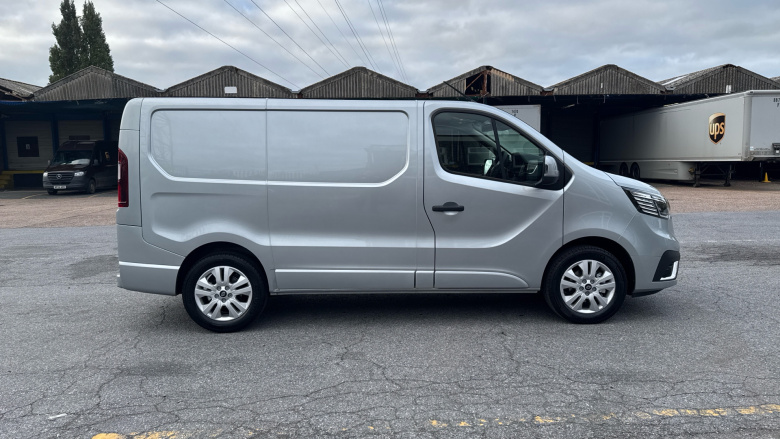 Renault Trafic Swb Diesel SL30 Blue dCi 150 Extra [Safety] Van